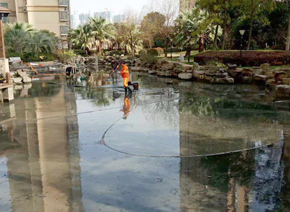 丰顺景观池淤泥清理