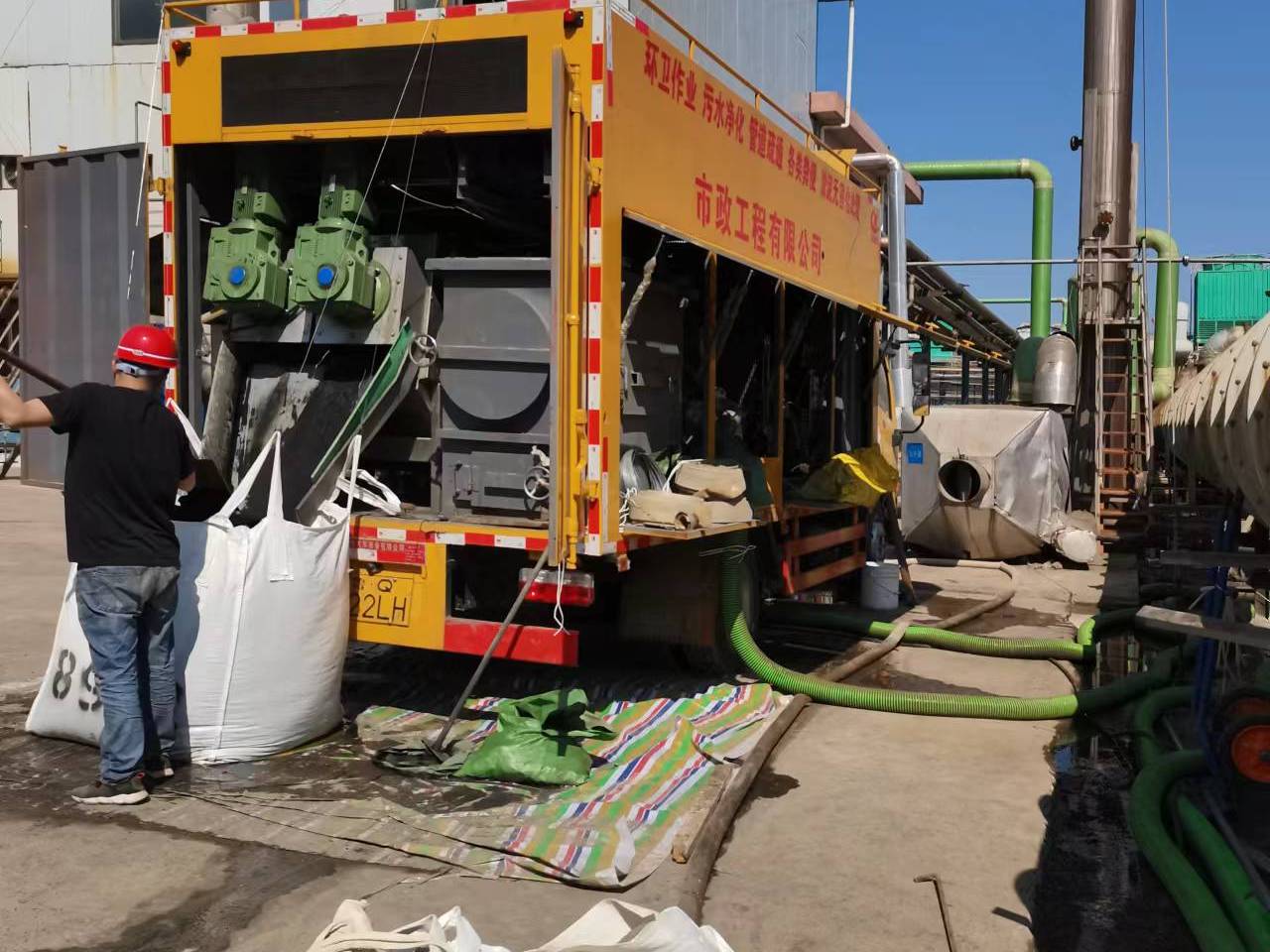 丰顺淤泥压干处理